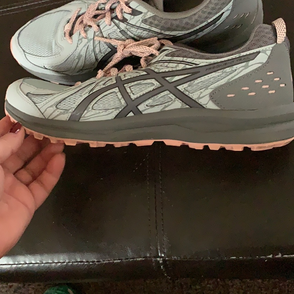 ASICS sneakers - Picture 2 of 4